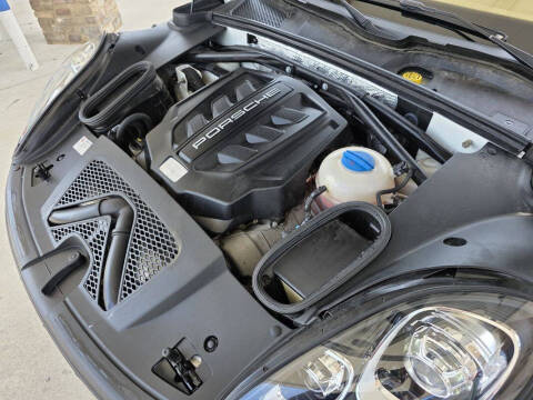 2016 Porsche Macan S