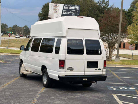 2011 Ford E-Series E-350 SD