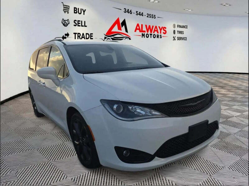 2019 Chrysler Pacifica Touring L Plus