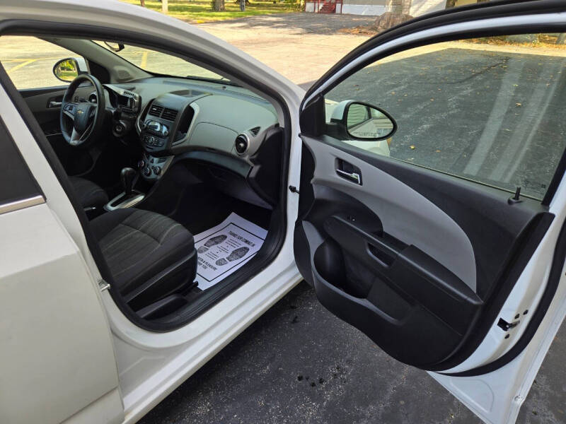 2015 Chevrolet Sonic LT Auto