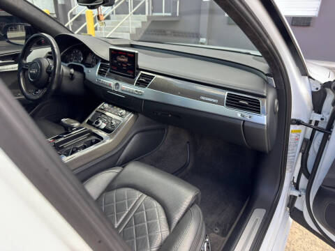 2017 Audi S8 plus 4.0T quattro