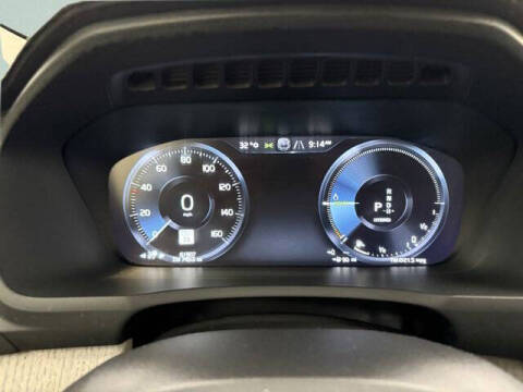 2021 Volvo XC90 Recharge T8 Inscription 6P