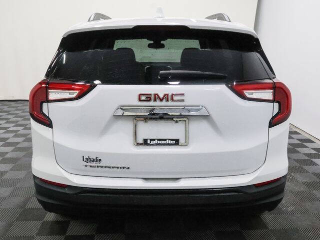 2022 GMC Terrain SLE