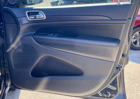 2017 Jeep Grand Cherokee Laredo