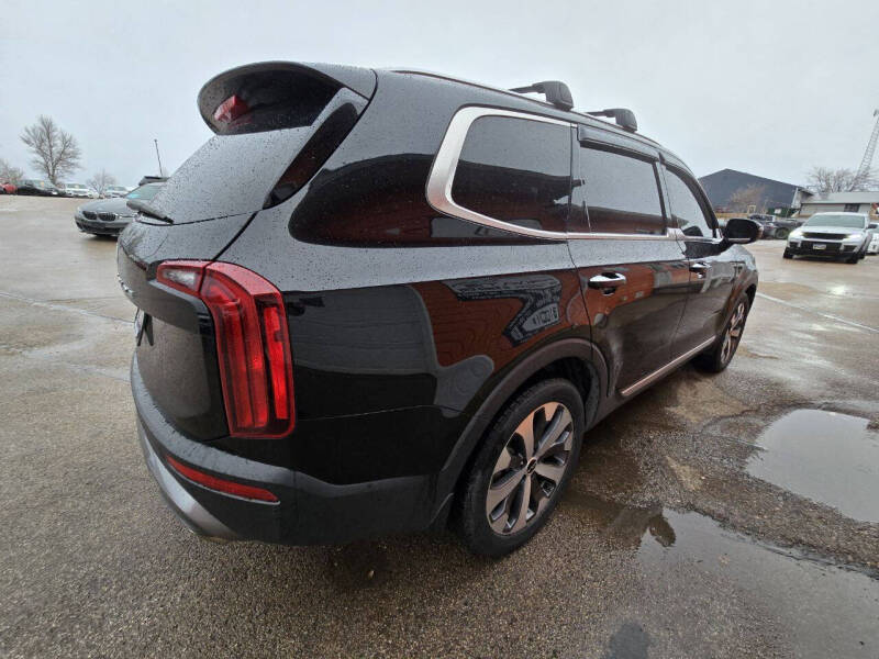 2022 Kia Telluride S