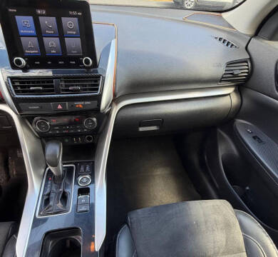2022 Mitsubishi Eclipse Cross SE
