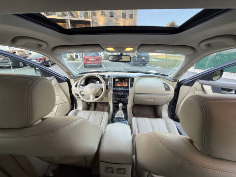 2012 Infiniti FX35