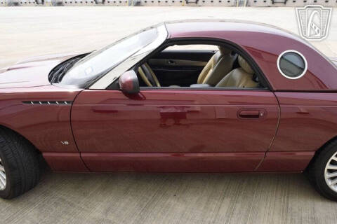 2004 Ford Thunderbird Deluxe