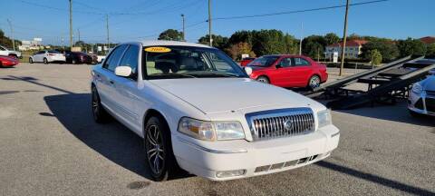 2007 Mercury Grand Marquis for sale at Kelly & Kelly Supermarket of Cars in Fayetteville NC