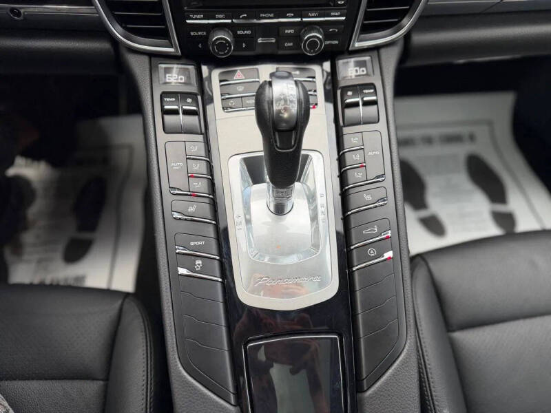 2011 Porsche Panamera