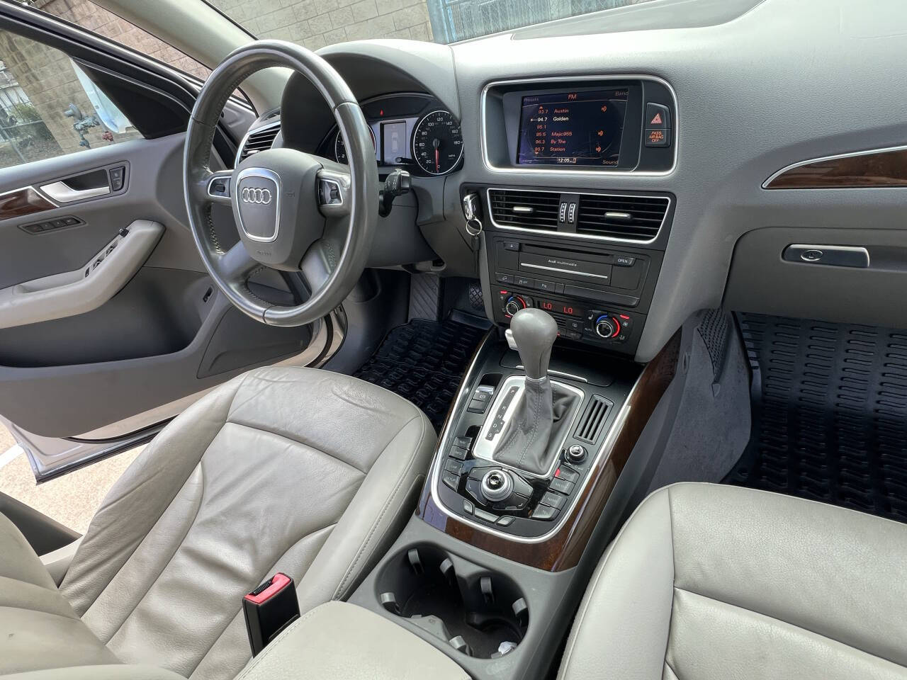 Used Car 2011 Audi Q5  2.0t Quattro Premium Plus Awd 4dr Suv For Sale Under $10,000 In Austin, Texas