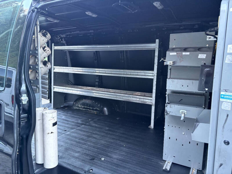 2017 Chevrolet Express 2500