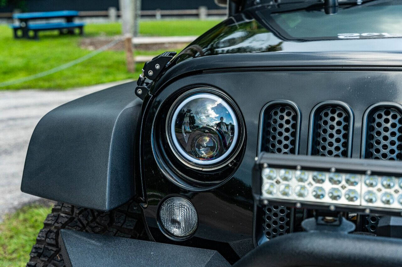 2015 JEEP Wrangler SUV / Crossover - $25,999