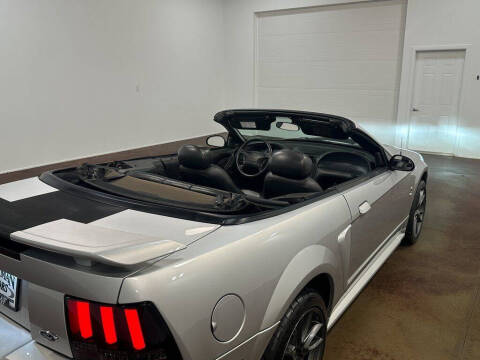 2001 Ford Mustang SVT Cobra