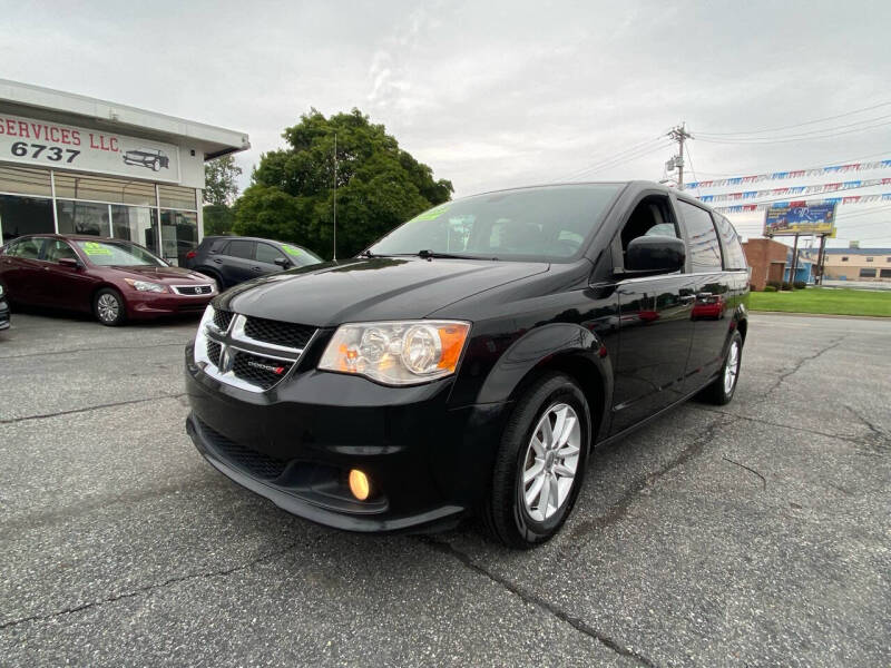 Used 2019 Dodge Grand Caravan SXT with VIN 2C4RDGCG6KR564306 for sale in New Castle, DE