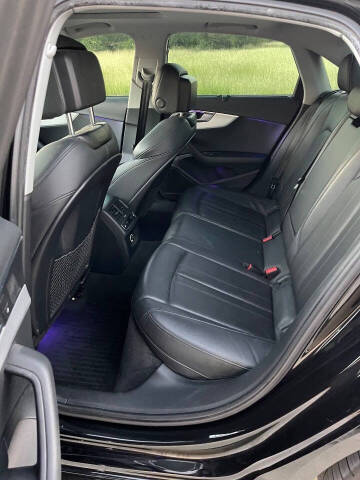 2017 Audi A4 2.0T quattro Prestige