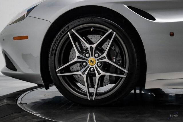 2016 Ferrari California T