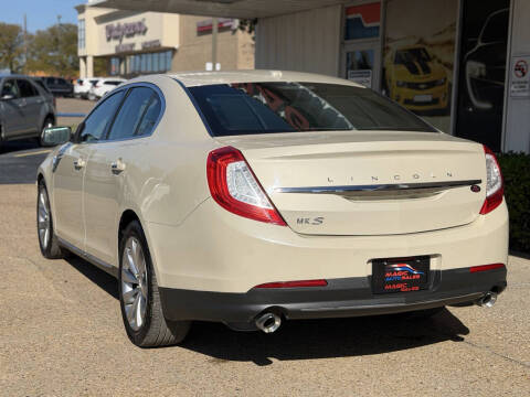 2015 Lincoln MKS