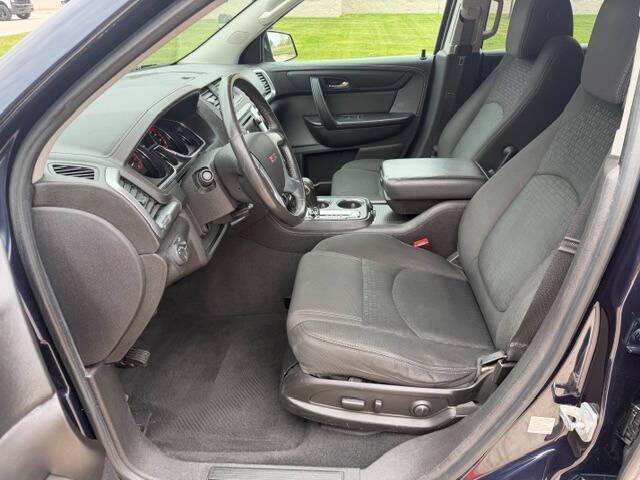 2016 GMC Acadia SLE-2
