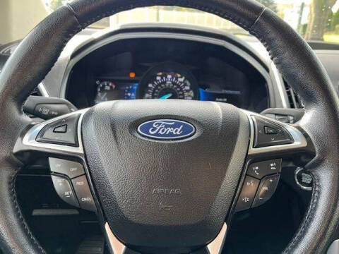 2023 Ford Edge Titanium