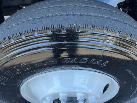 2017 Freightliner M2 106