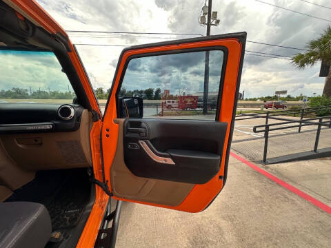 2013 Jeep Wrangler Unlimited Sahara