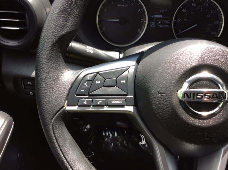 2020 Nissan Kicks S