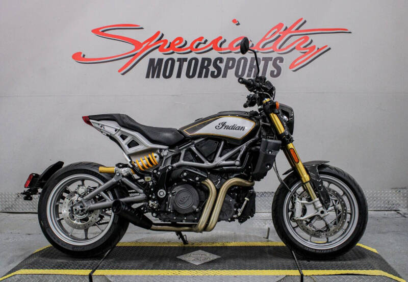 2023 Indian FTR R Carbon