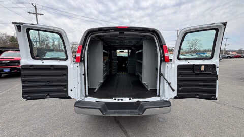 2025 Chevrolet Express 2500