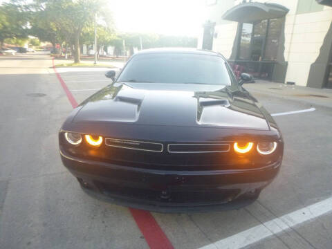 2018 Dodge Challenger SXT Plus