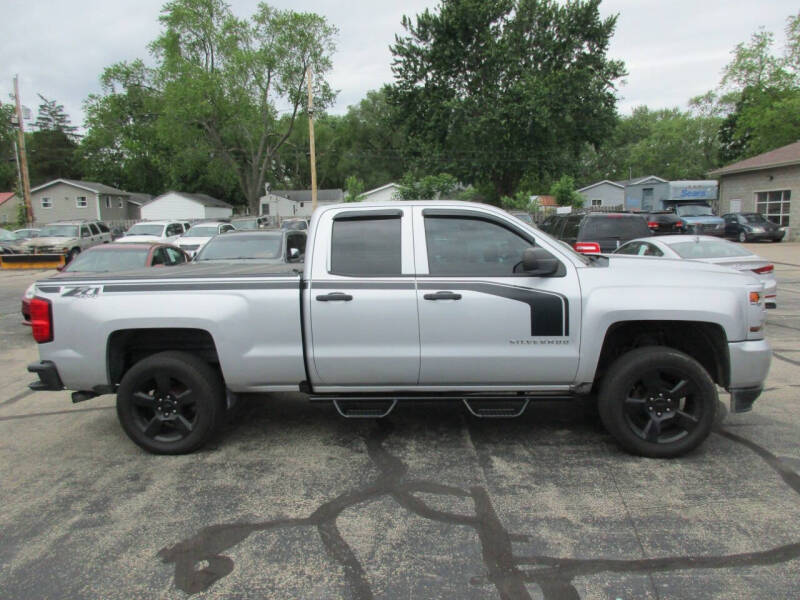 2017 Chevrolet Silverado 1500 Custom
