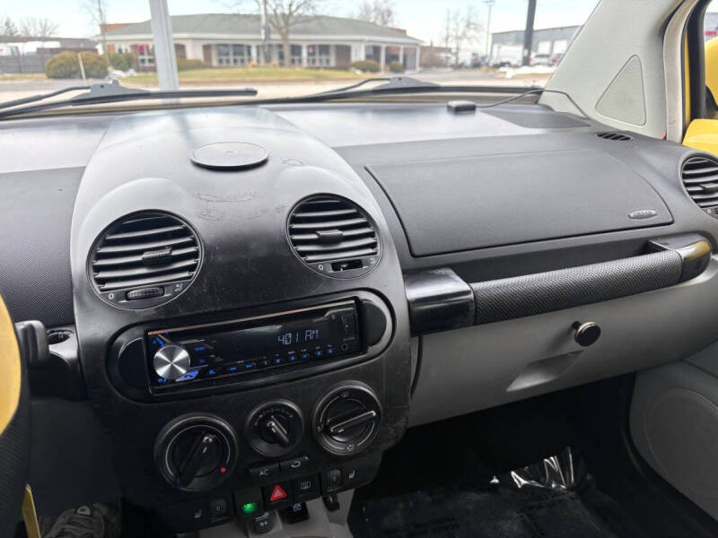 2003 Volkswagen New Beetle GLS