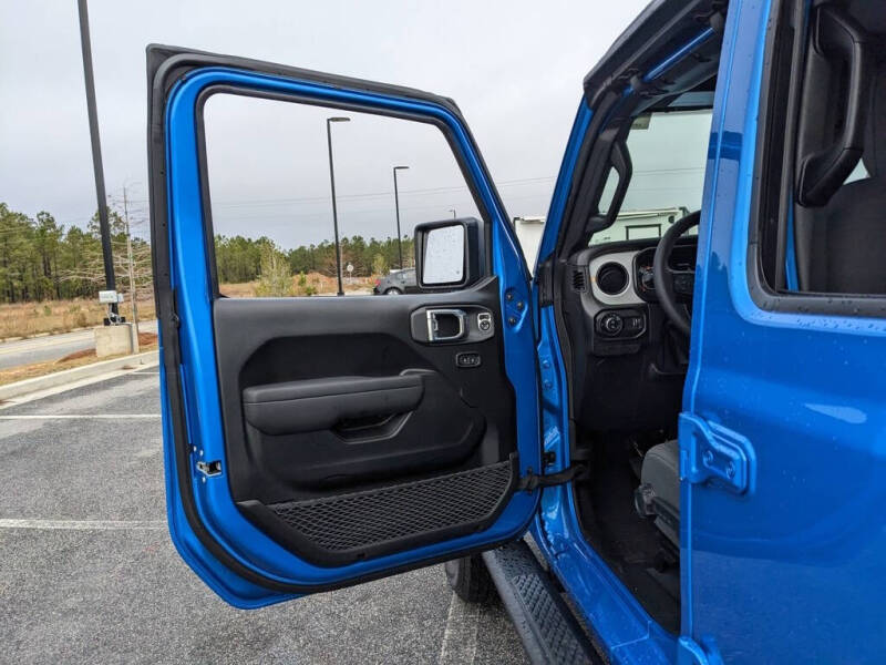 2026 Jeep Gladiator Sport S