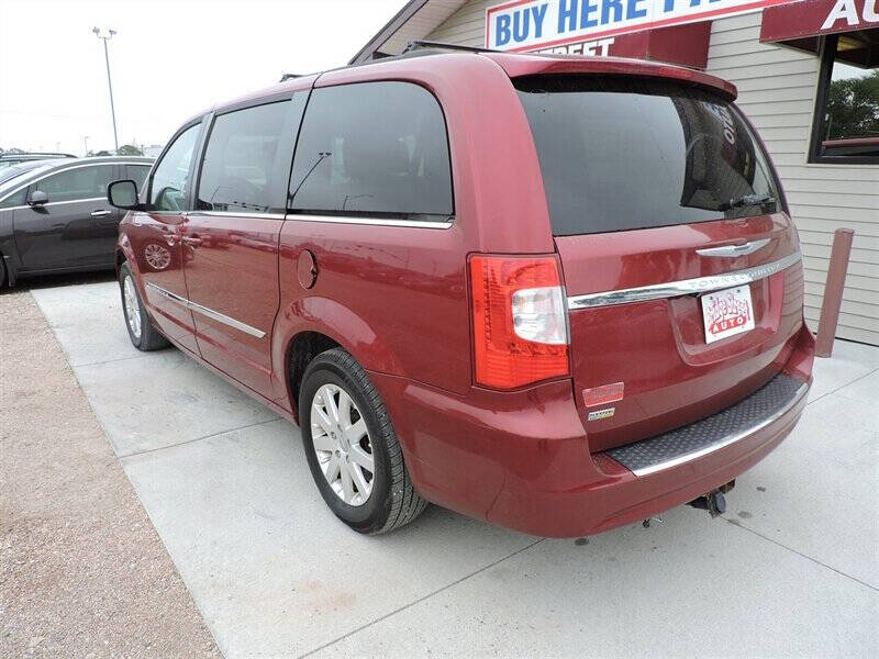 2014 Chrysler Town and Country Touring