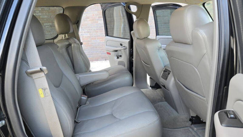 2004 GMC Yukon SLE - Photo 77