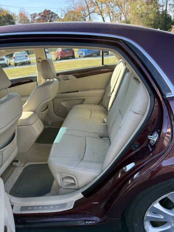 2010 Toyota Avalon XL