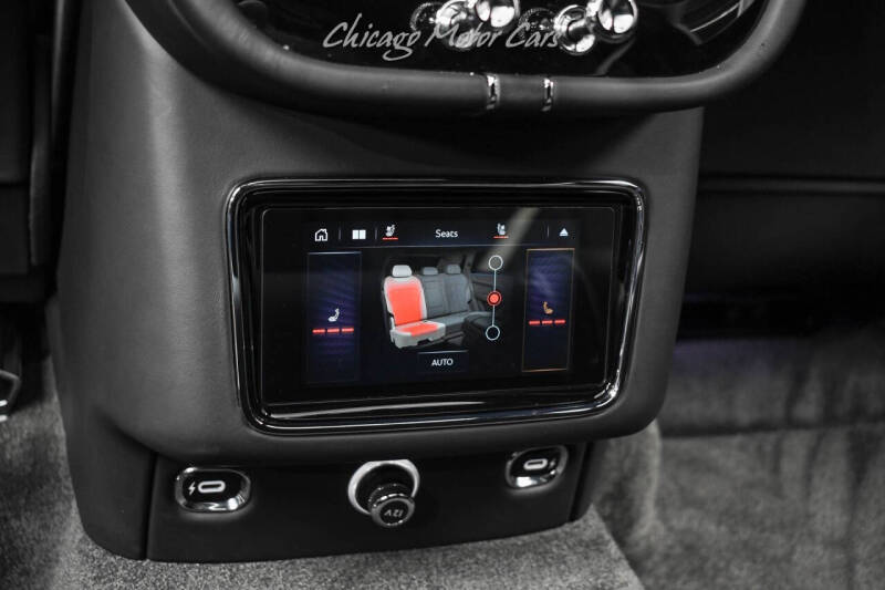 2023 Bentley Bentayga Hybrid