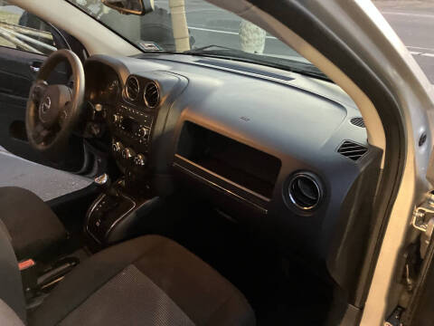 2011 Jeep Compass Sport