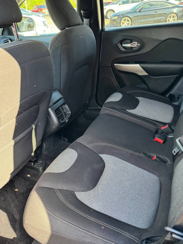 2018 Jeep Cherokee Latitude
