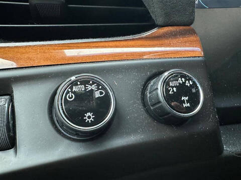 2017 Cadillac Escalade ESV Premium Luxury