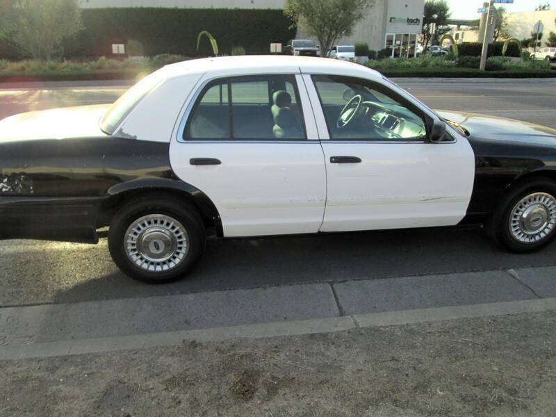 2002 Ford Crown Victoria