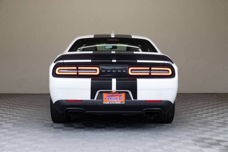 2020 Dodge Challenger