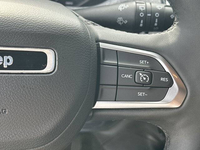 2023 Jeep Compass Latitude Lux