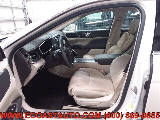 2017 Lincoln Continental Select