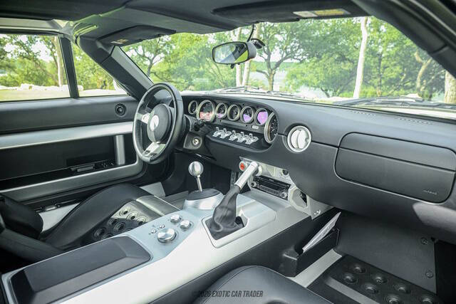 2005 Ford GT