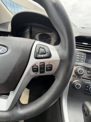 2013 Ford Edge SE