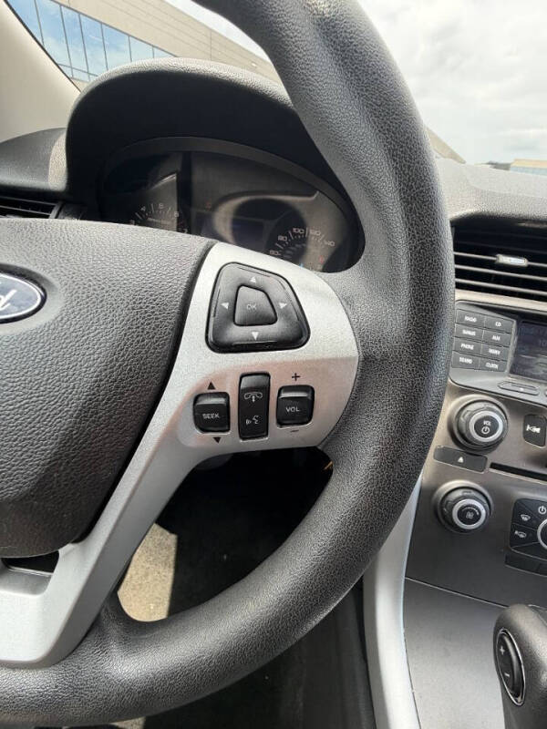 2013 Ford Edge SE