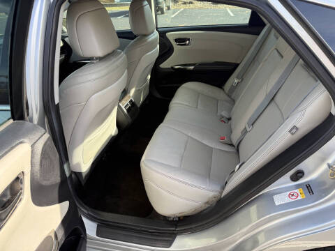 2016 Toyota Avalon XLE