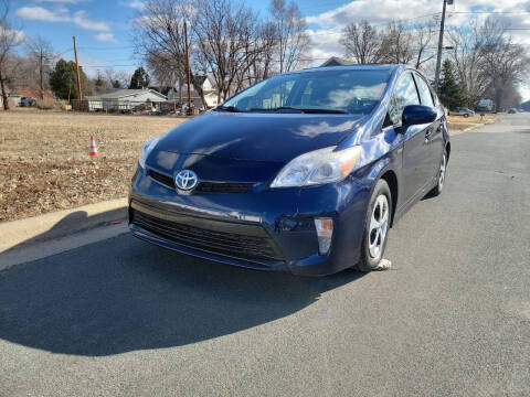 2015 Toyota Prius for sale at ONG Auto in Farmington MN