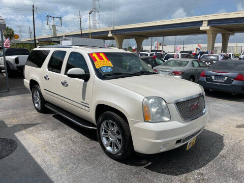 2011 GMC Yukon XL for sale at Texas 1 Auto Finance in Kemah TX